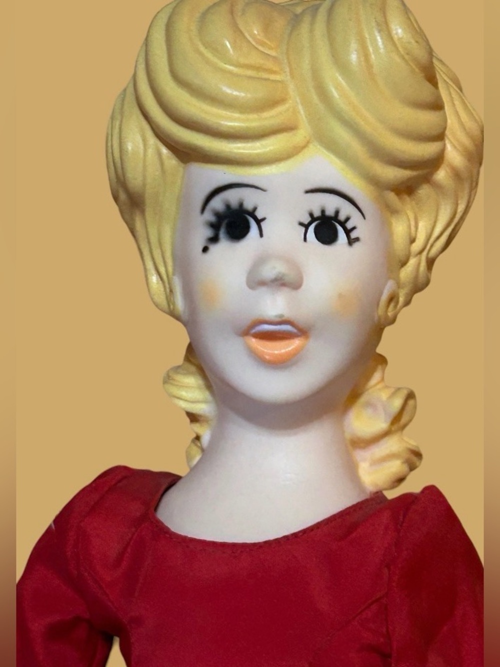 Vintage King Features Syndicate 1986 Blondie doll 18” with tags. Made in Korea